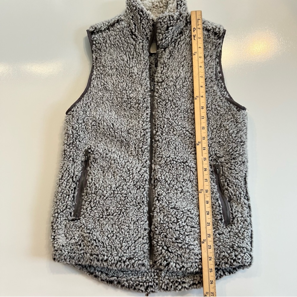 ❤️3/$15 Thread & Supply Women's Fleece Vest - Light Gray XS - Picture 4 of 9